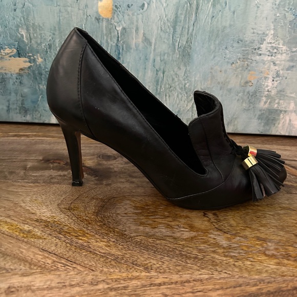 LOLA CRUZ Black Heels with Tassels - Picture 3 of 7